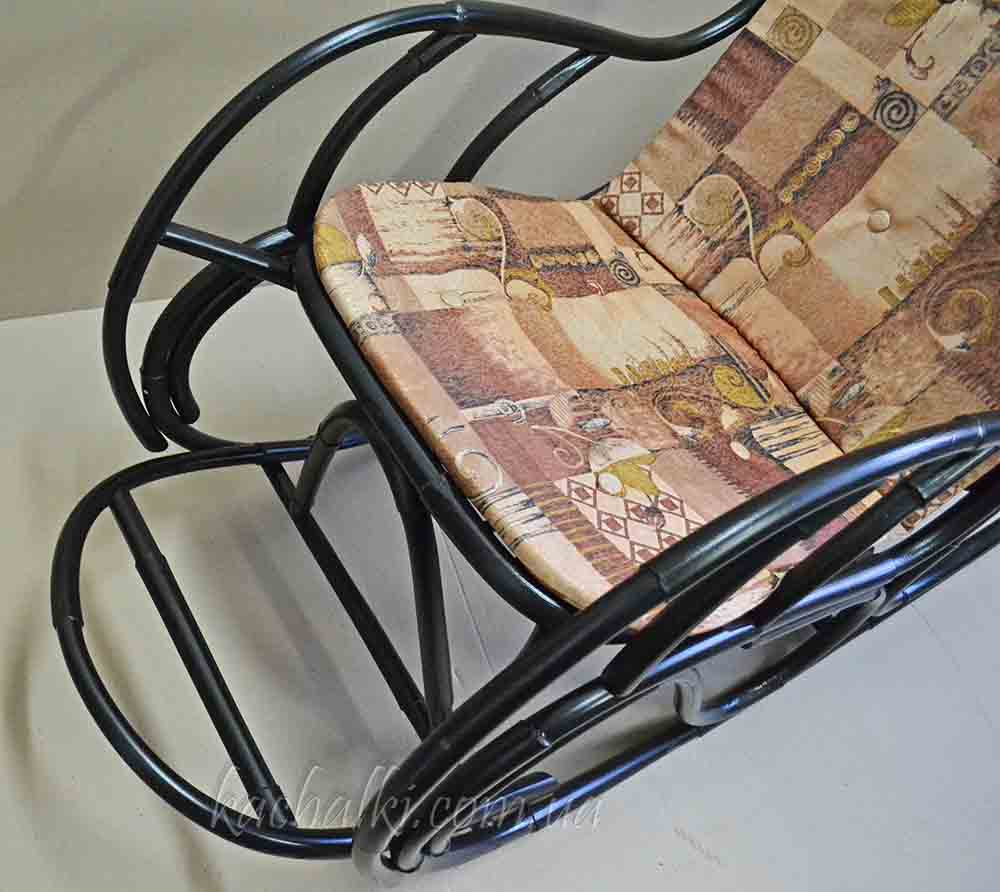 Подставка под ноги на кресле-качалке Бали3