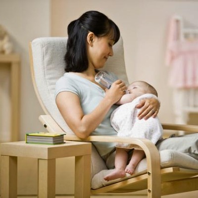 Кресло-качалка для кормящих матерей